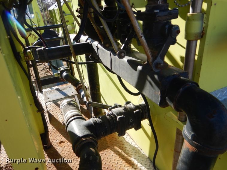 image for item DF7338 1978 International Loadstar 1700 pumper truck