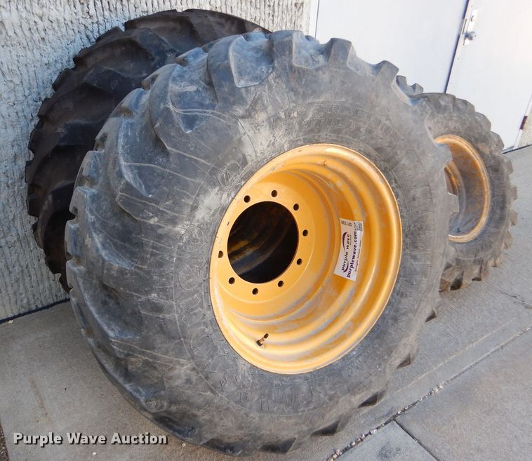 image for item DF7339 (4) tires and wheels