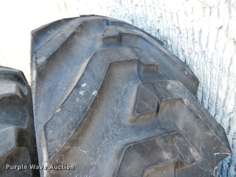 image for item DF7339 (4) tires and wheels