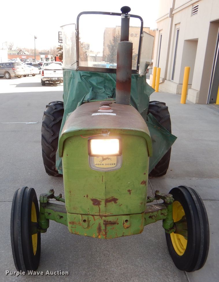image for item DF7341 1968 John Deere 1020 tractor
