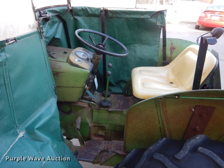 image for item DF7341 1968 John Deere 1020 tractor