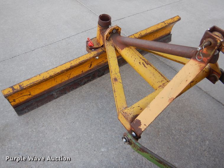 image for item DF7341 1968 John Deere 1020 tractor