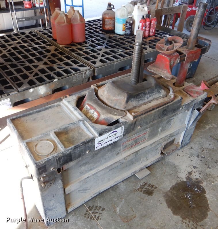 image for item DF7342 Coats 40-40S tire machine