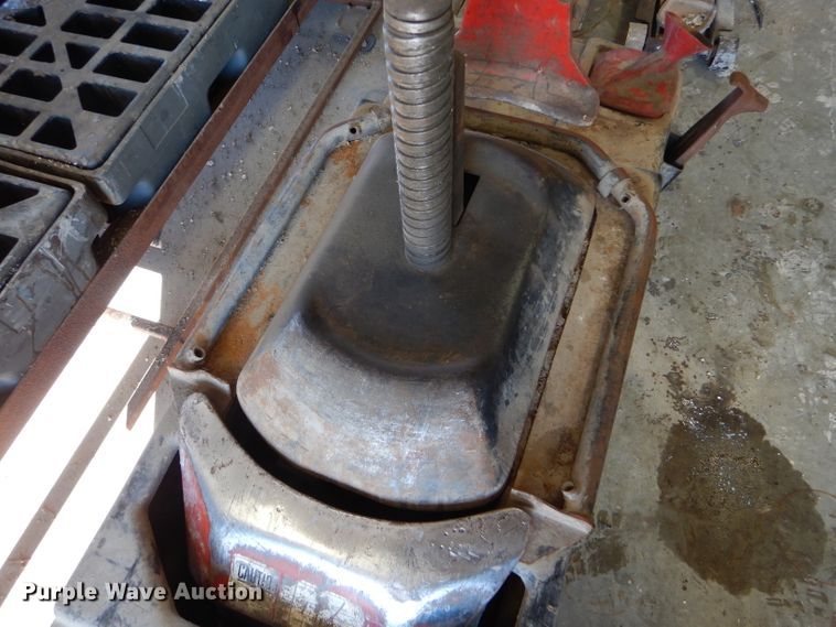 image for item DF7342 Coats 40-40S tire machine