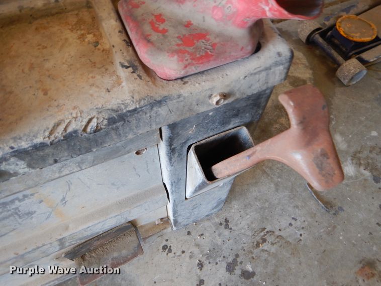 image for item DF7342 Coats 40-40S tire machine