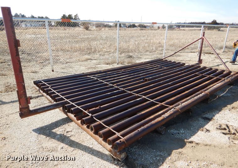 image for item DF7347 Livestock crossing guard