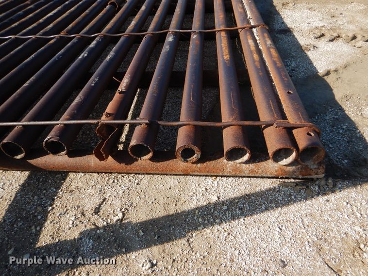 image for item DF7347 Livestock crossing guard