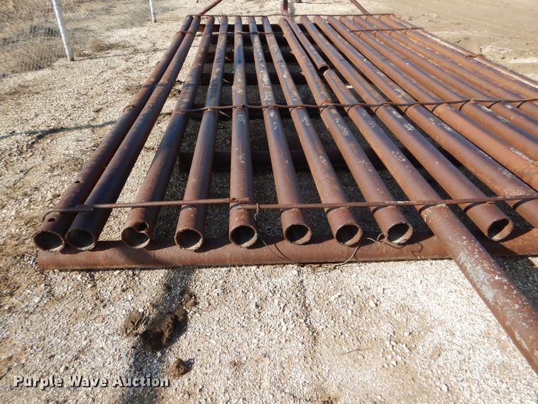 image for item DF7347 Livestock crossing guard