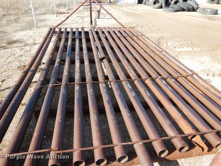 image for item DF7347 Livestock crossing guard