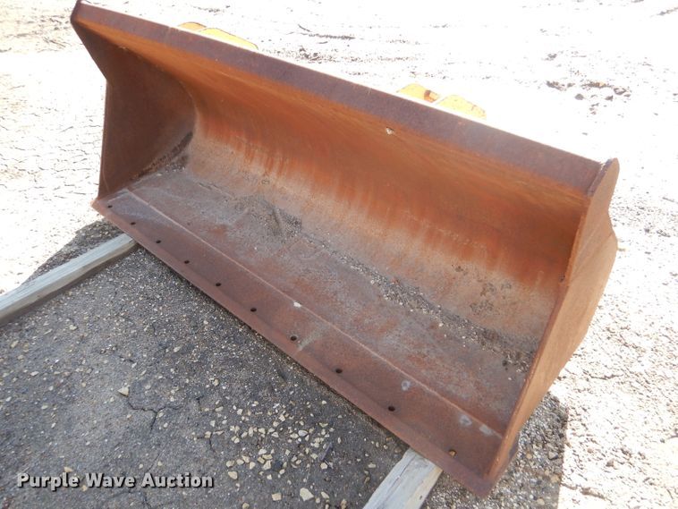 image for item DF7351 Gannon 580L loader bucket