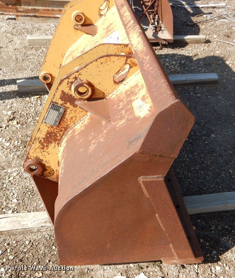 image for item DF7351 Gannon 580L loader bucket