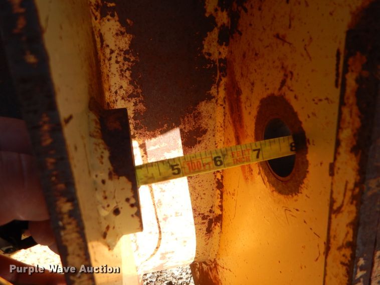 image for item DF7351 Gannon 580L loader bucket