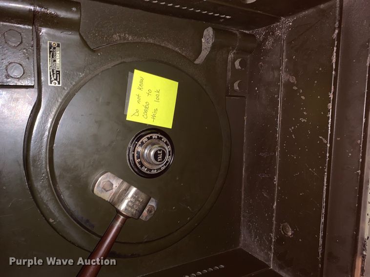 image for item DF7354 Yale combination safe