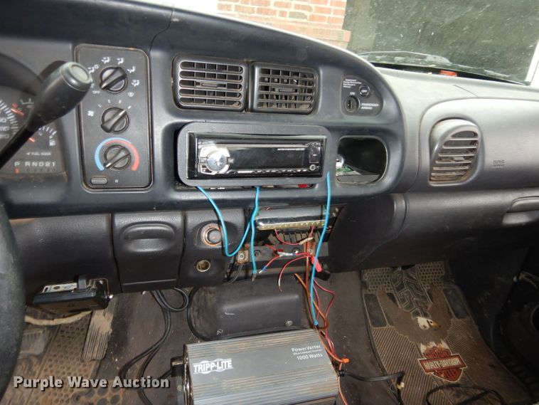 image for item DH3679 2001 Dodge Ram 1500 Quad Cab pickup truck