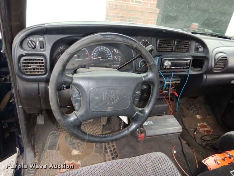 image for item DH3679 2001 Dodge Ram 1500 Quad Cab pickup truck