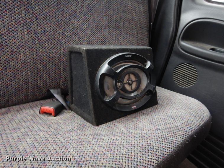 image for item DH3679 2001 Dodge Ram 1500 Quad Cab pickup truck