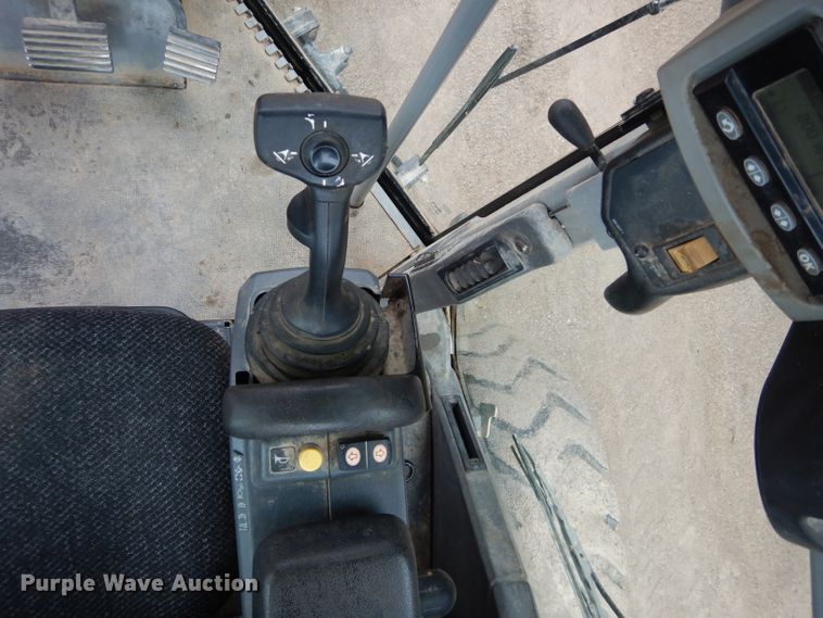 image for item DH3680 2010 Caterpillar 120M motor grader