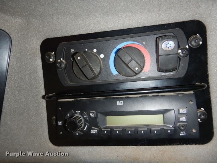 image for item DH3680 2010 Caterpillar 120M motor grader