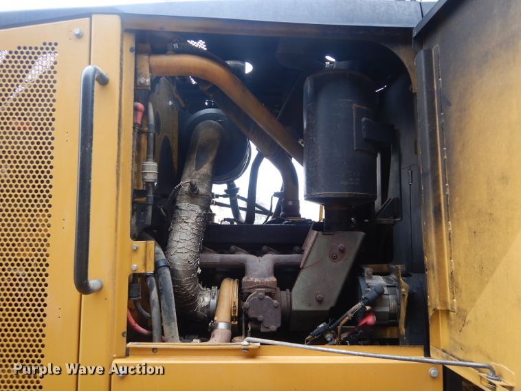 image for item DH3680 2010 Caterpillar 120M motor grader