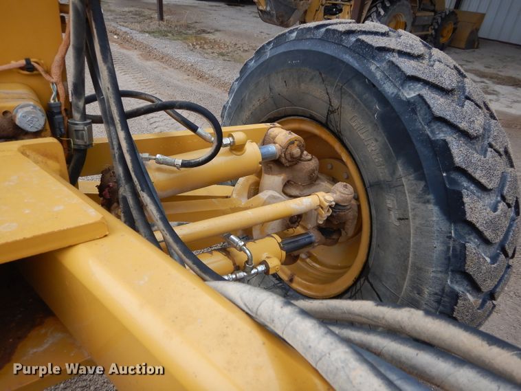 image for item DH3680 2010 Caterpillar 120M motor grader