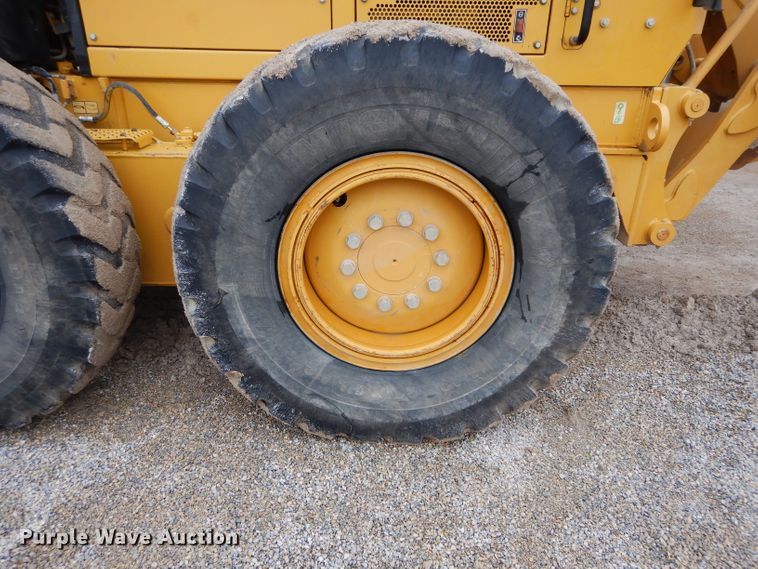 image for item DH3680 2010 Caterpillar 120M motor grader