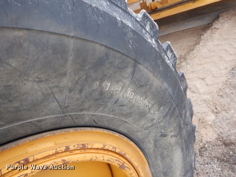 image for item DH3680 2010 Caterpillar 120M motor grader