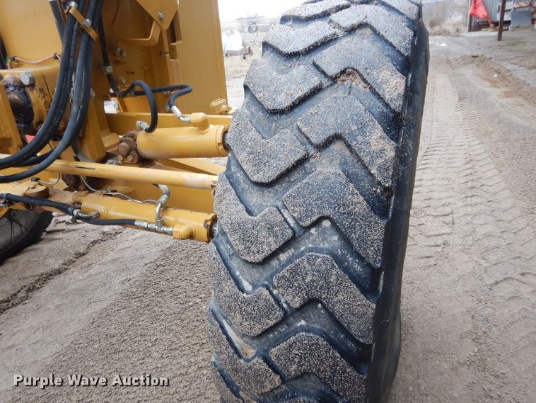 image for item DH3680 2010 Caterpillar 120M motor grader