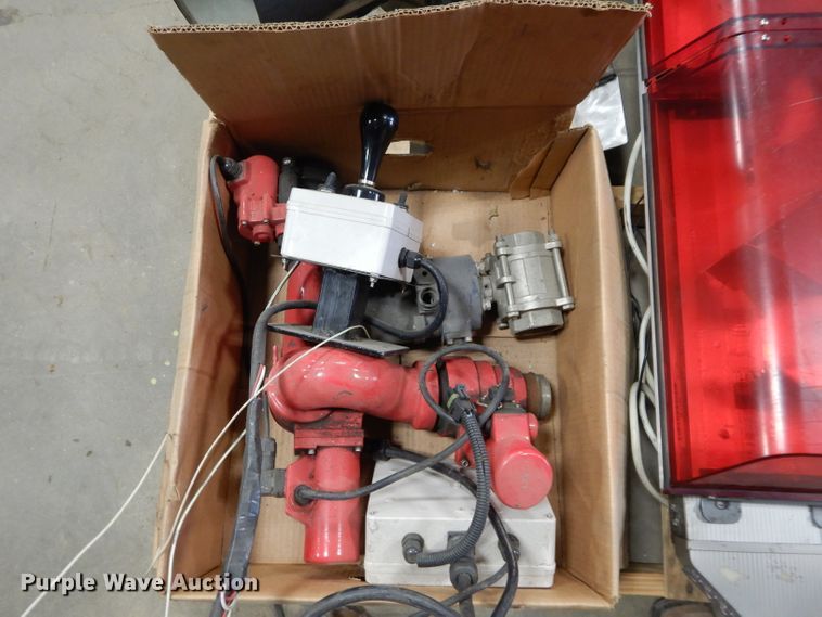 image for item DH3702 Fire truck accessories