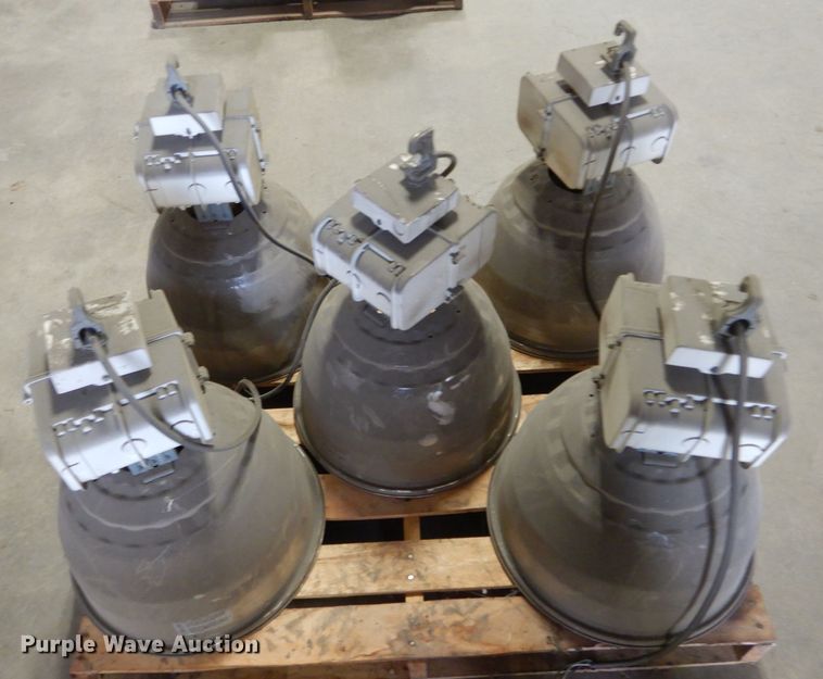 image for item DH3704 (15) light fixtures