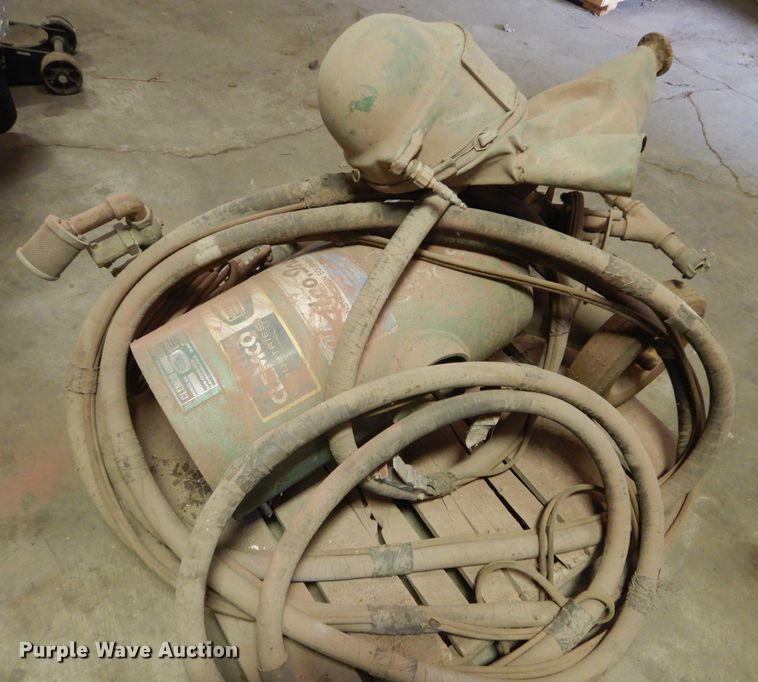 image for item DH3714 Clemco 1648 sandblaster