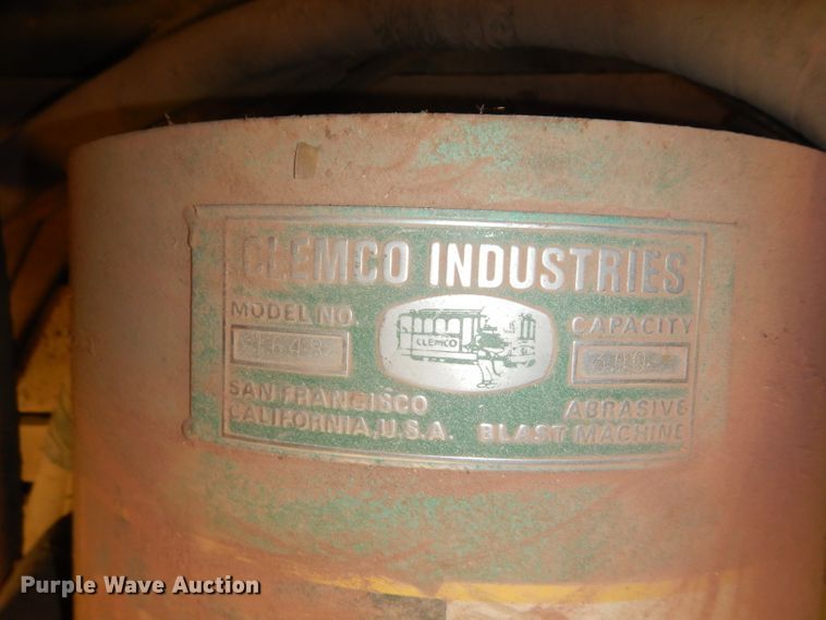 image for item DH3714 Clemco 1648 sandblaster