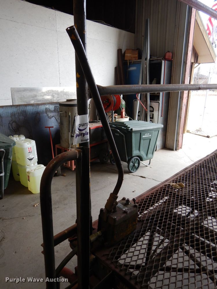 image for item DH3716 Enerpac P30-2 man lift cart