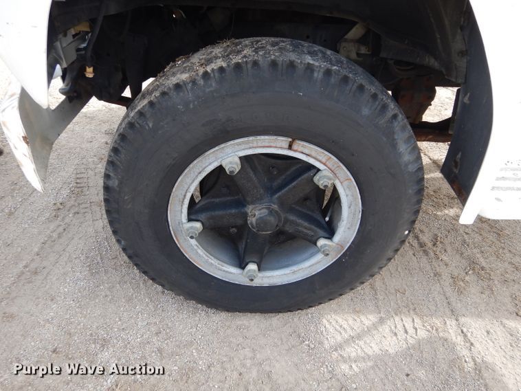 image for item DH3720 1980 Ford F600 truck cab and chassis