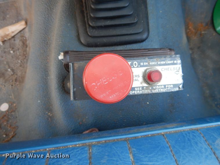 image for item DH6327 1995 Ford F350 XL bucket truck