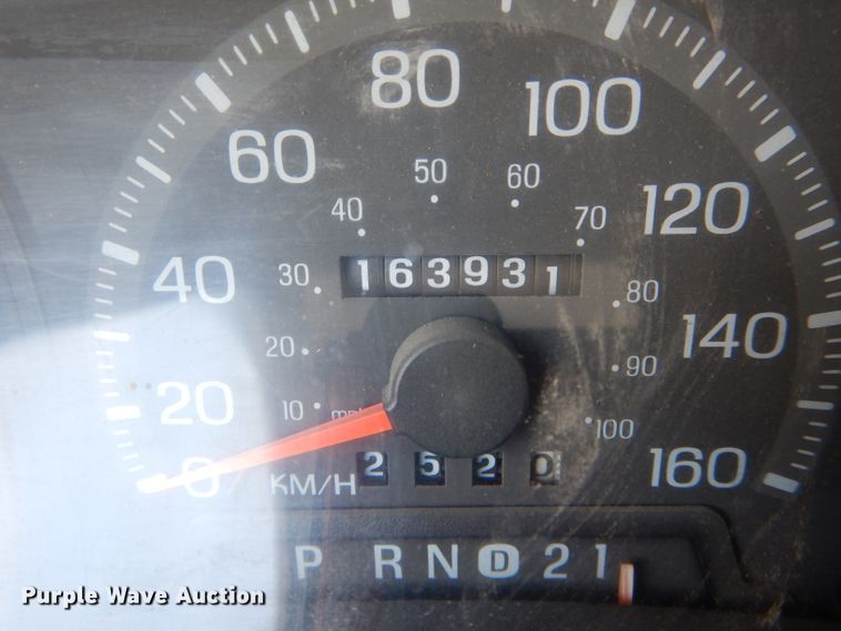 image for item DH6328 1997 Ford F150 pickup truck