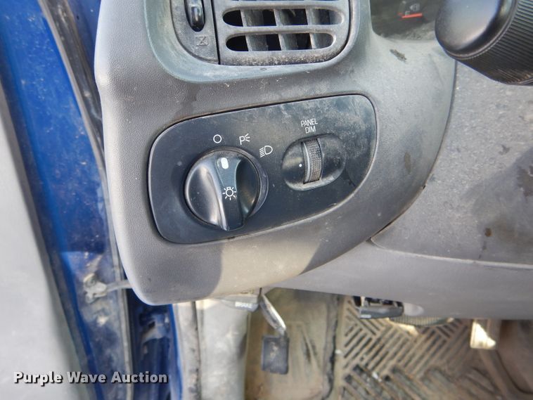 image for item DH6328 1997 Ford F150 pickup truck