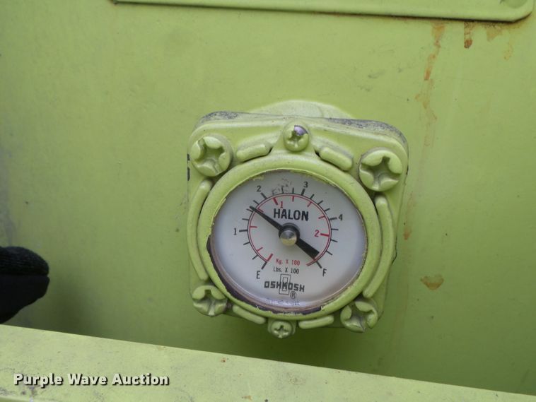 image for item DH7837 1987 Oshkosh P19 fire truck