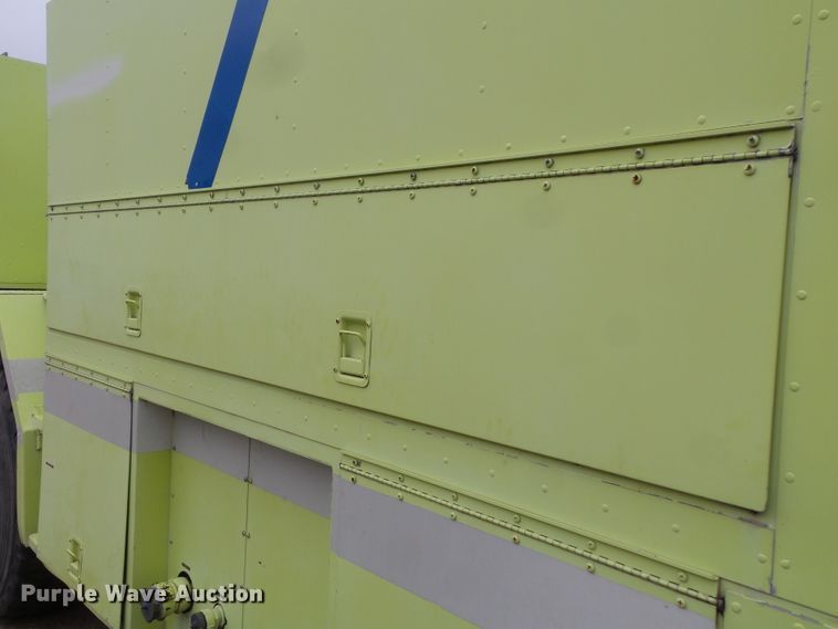 image for item DH7837 1987 Oshkosh P19 fire truck