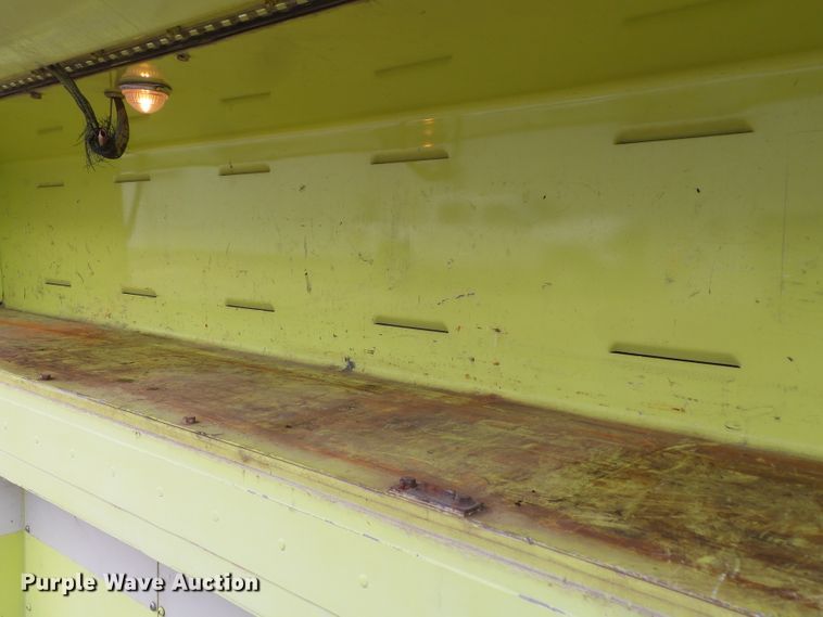 image for item DH7837 1987 Oshkosh P19 fire truck