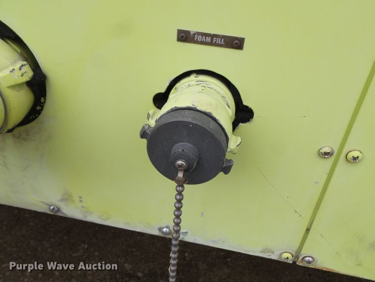 image for item DH7837 1987 Oshkosh P19 fire truck