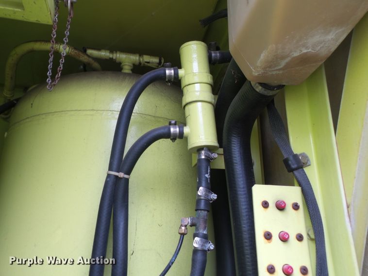 image for item DH7837 1987 Oshkosh P19 fire truck