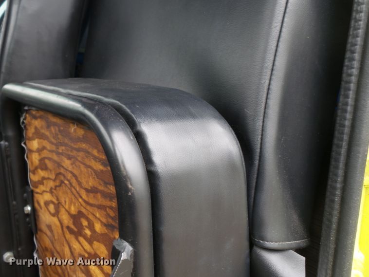 image for item DH7837 1987 Oshkosh P19 fire truck