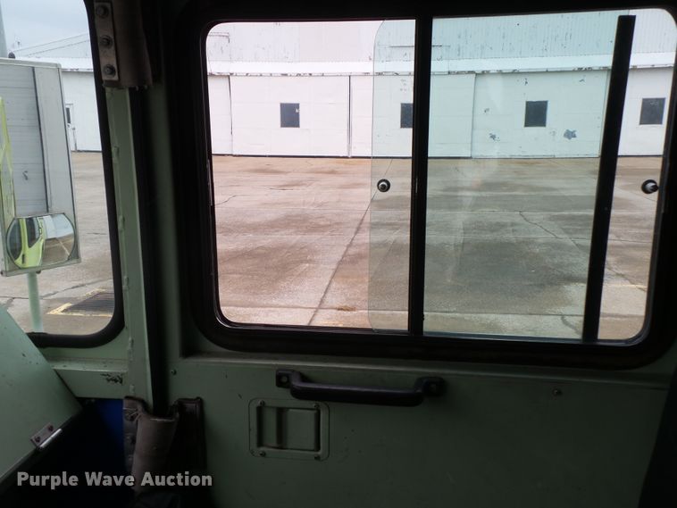 image for item DH7837 1987 Oshkosh P19 fire truck