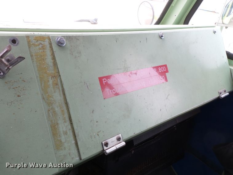 image for item DH7837 1987 Oshkosh P19 fire truck