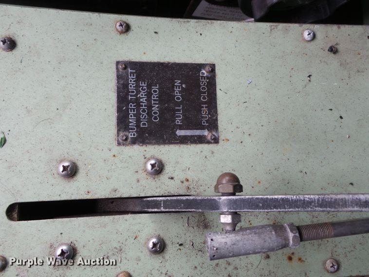 image for item DH7837 1987 Oshkosh P19 fire truck