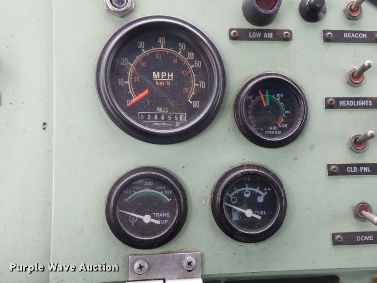 image for item DH7837 1987 Oshkosh P19 fire truck