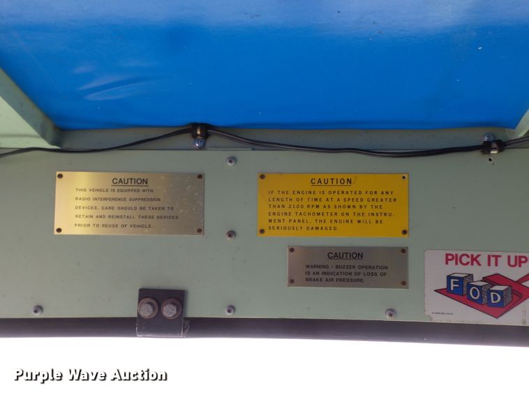 image for item DH7837 1987 Oshkosh P19 fire truck