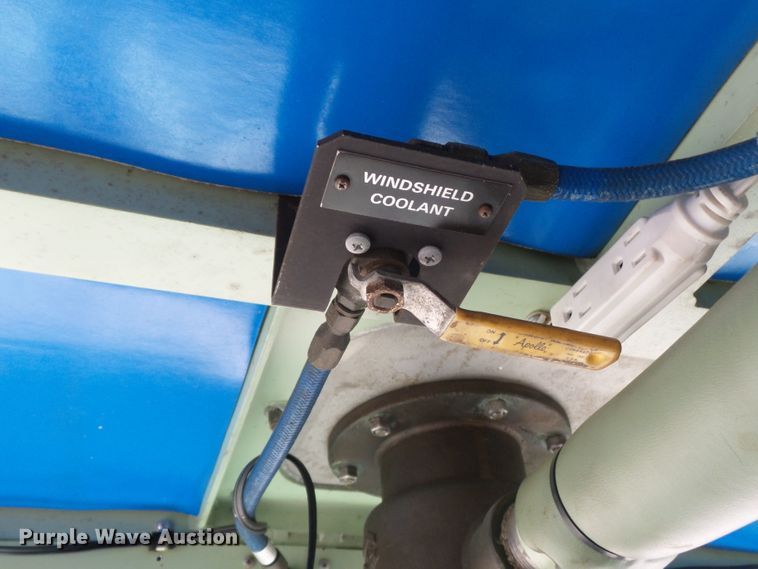 image for item DH7837 1987 Oshkosh P19 fire truck