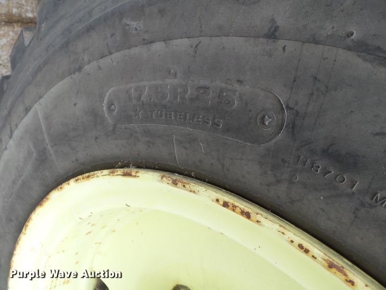 image for item DH7837 1987 Oshkosh P19 fire truck