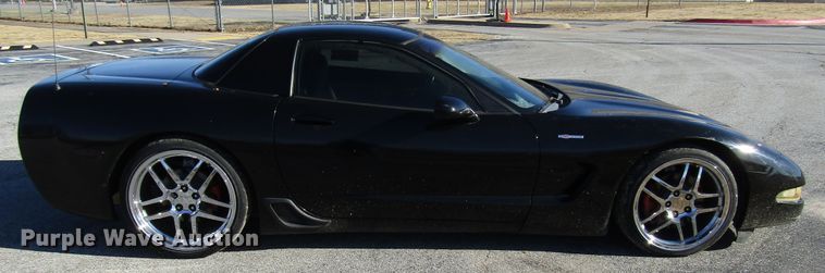 image for item DH8275 2001 Chevrolet Corvette